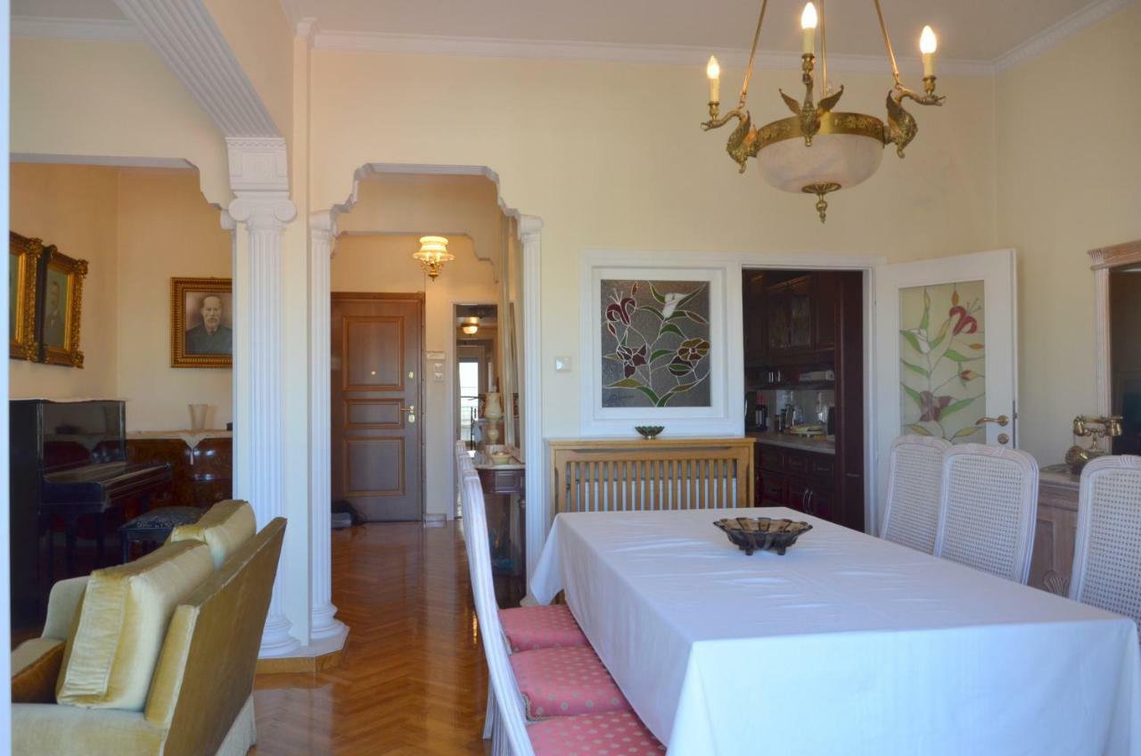Retro Apartment At Trendy Exarcheia Athens Ngoại thất bức ảnh