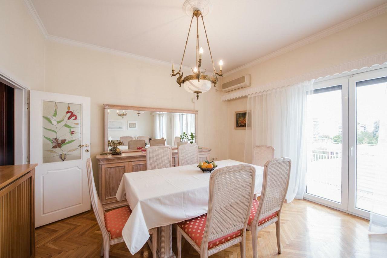 Retro Apartment At Trendy Exarcheia Athens Ngoại thất bức ảnh