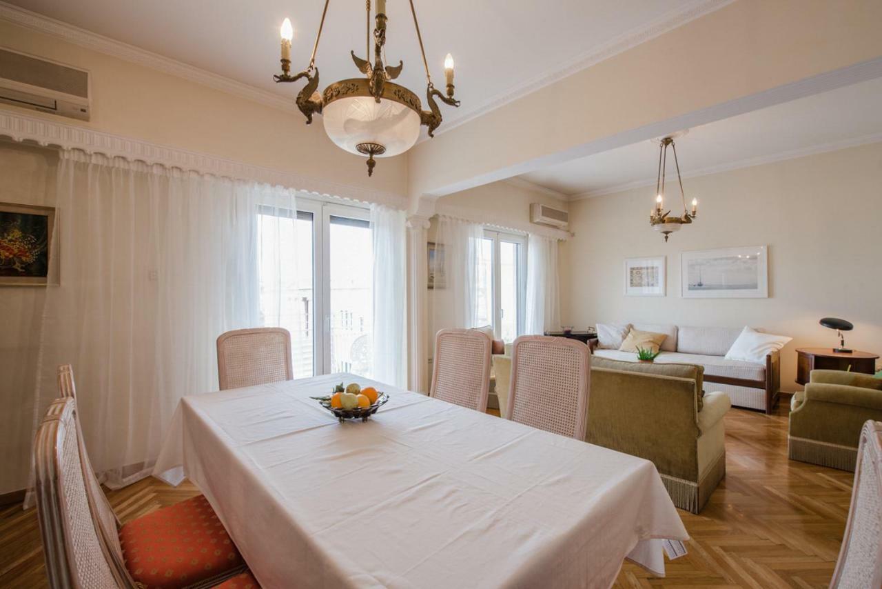 Retro Apartment At Trendy Exarcheia Athens Ngoại thất bức ảnh