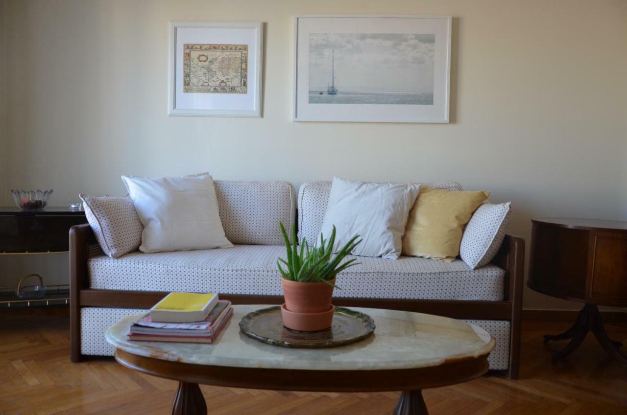 Retro Apartment At Trendy Exarcheia Athens Ngoại thất bức ảnh